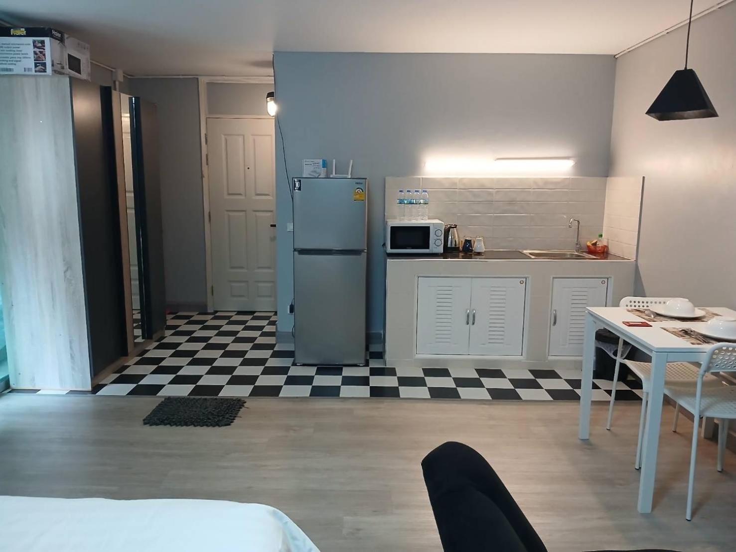 Popular Condo เมืองทองธานี パックレット エクステリア 写真